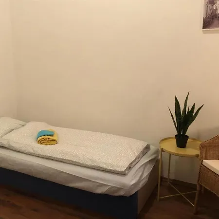 Apatrmans Hostel Brno Hostel