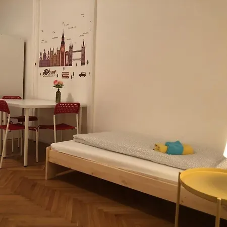 Apatrmans Hostel Brno Hostel