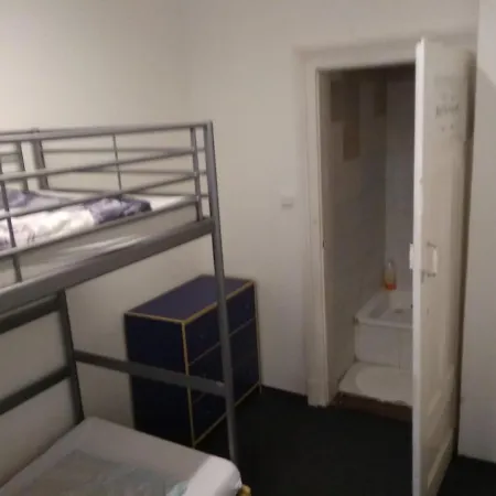 Hostel Apatrmans Hostel Brno